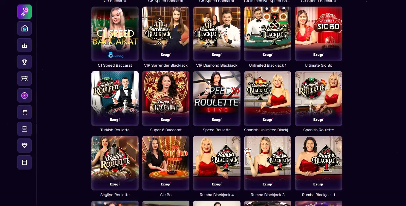 Интерфейс Чемпион казино со списком популярных слотов